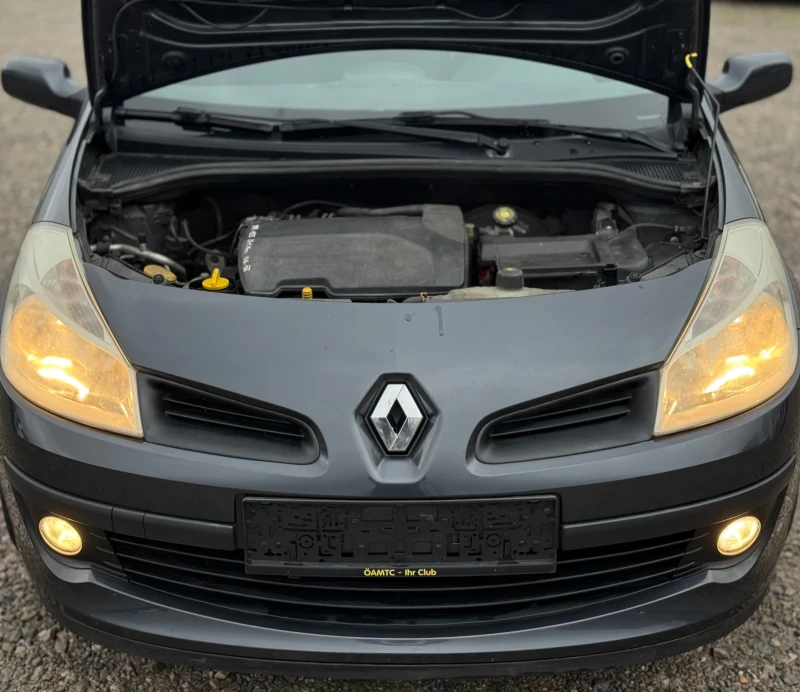 Renault Clio 1.2i 75кс * Климатроник* * 4 цилиндъра* , снимка 17 - Автомобили и джипове - 52472320