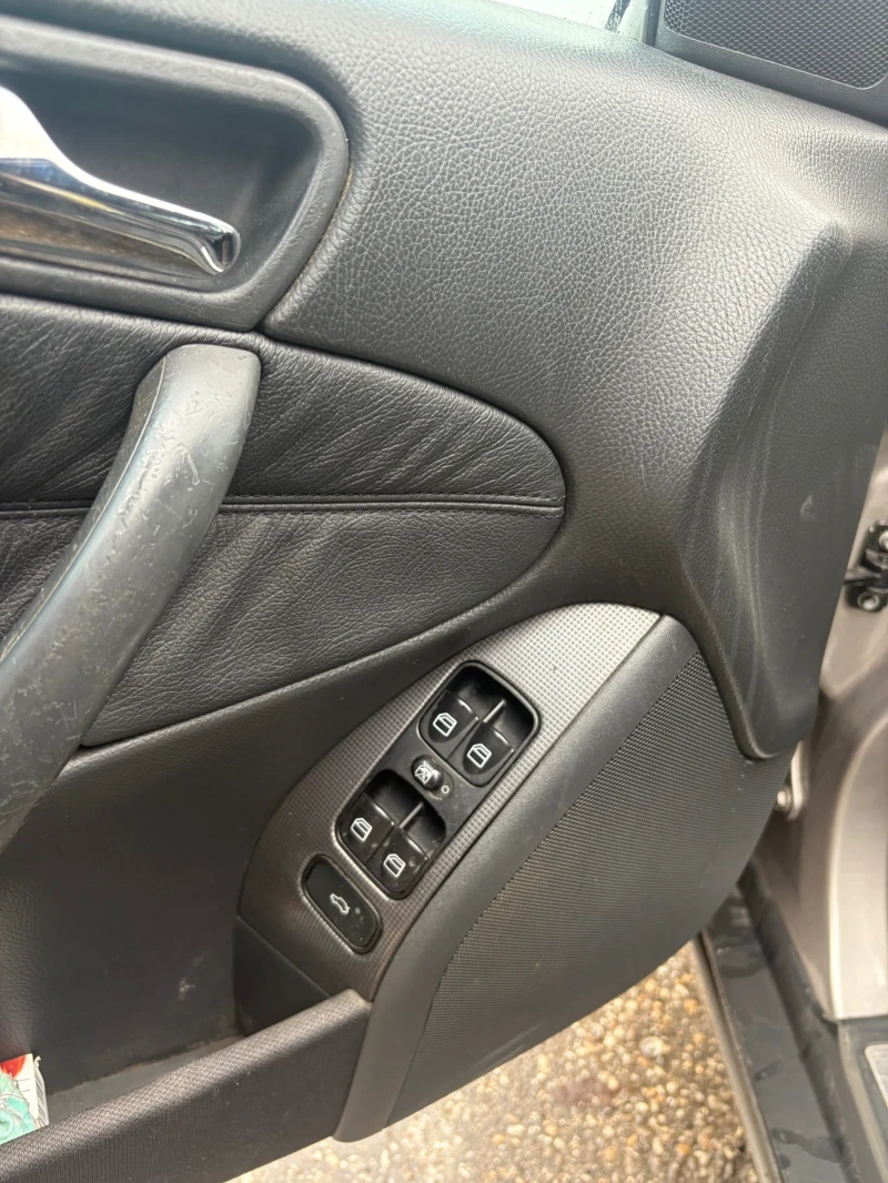 Mercedes-Benz C 270, снимка 13 - Автомобили и джипове - 52567751