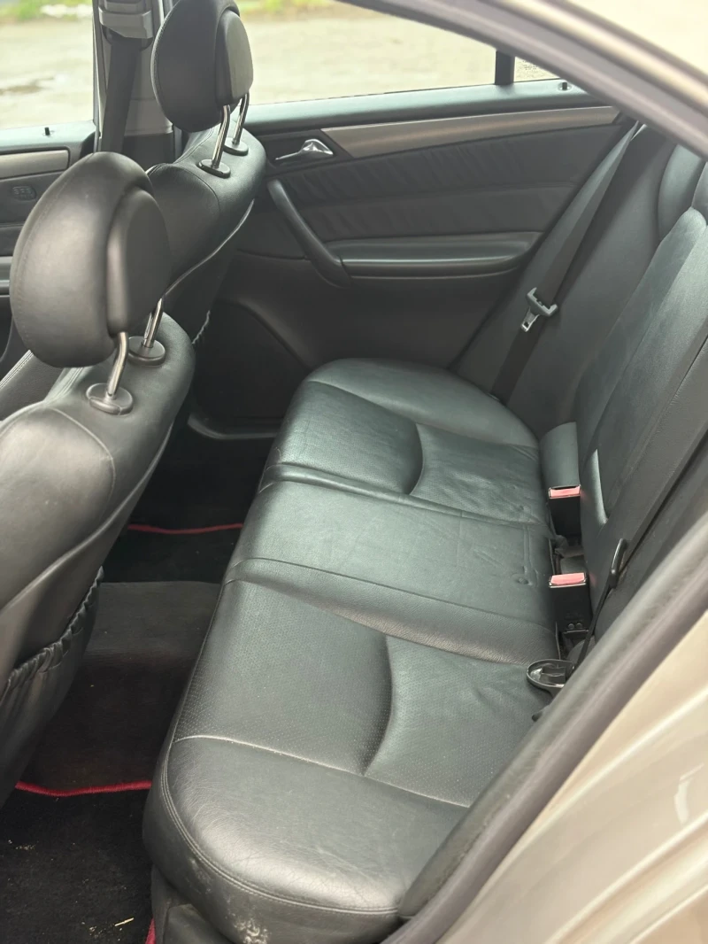 Mercedes-Benz C 270, снимка 6 - Автомобили и джипове - 52567751