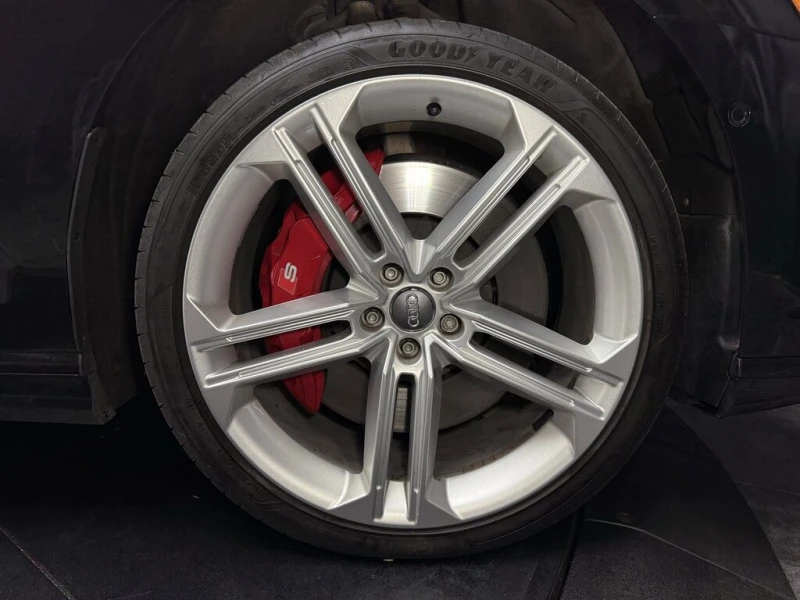 Audi S8 * LWB 4.0T QUATTRO 8SP TIPTRONIC * CARFAX * БЕЗ ПЪ, снимка 11 - Автомобили и джипове - 52842982