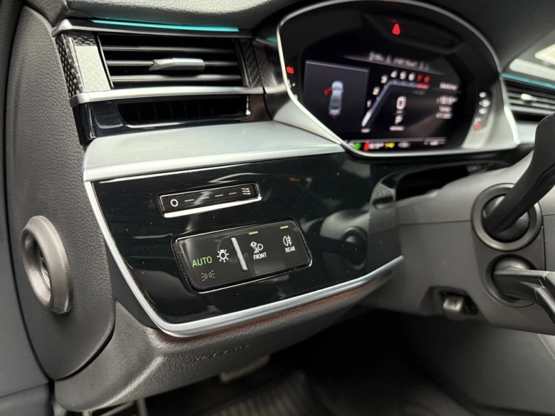 Audi S8 * LWB 4.0T QUATTRO 8SP TIPTRONIC * CARFAX * БЕЗ ПЪ, снимка 17 - Автомобили и джипове - 52842982