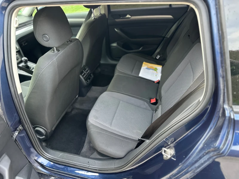 VW Passat, снимка 9 - Автомобили и джипове - 53446225