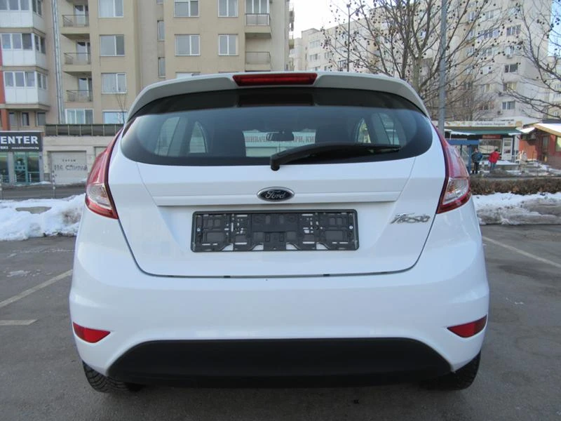 Ford Fiesta 1.3i 16V EURO 5B, снимка 7 - Автомобили и джипове - 35671537