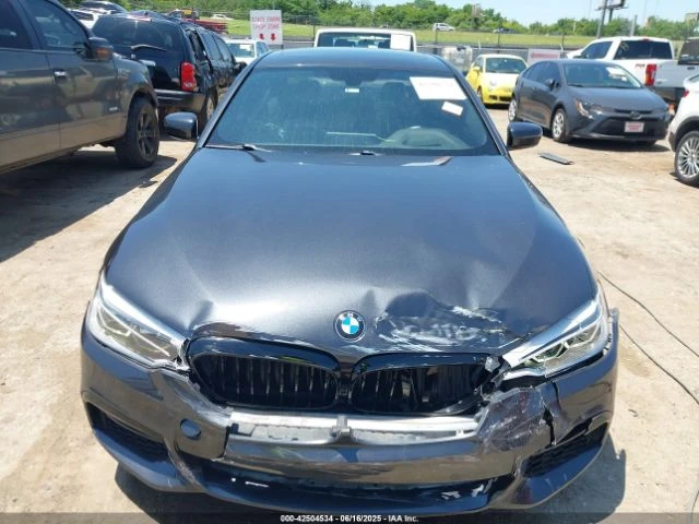 BMW 540 M* SPORT* ДИГИТАЛНО* ТАБЛО* ПОДГРЕВ* КАМЕРА* КЕЙЛЕ - изображение 7