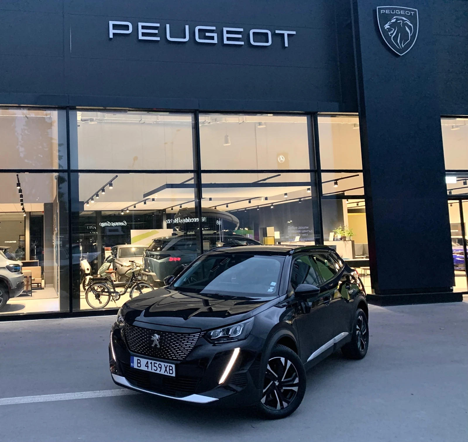 Peugeot 2008 1.5HDI 72.000 km Keyless Дигитално табло , снимка 1