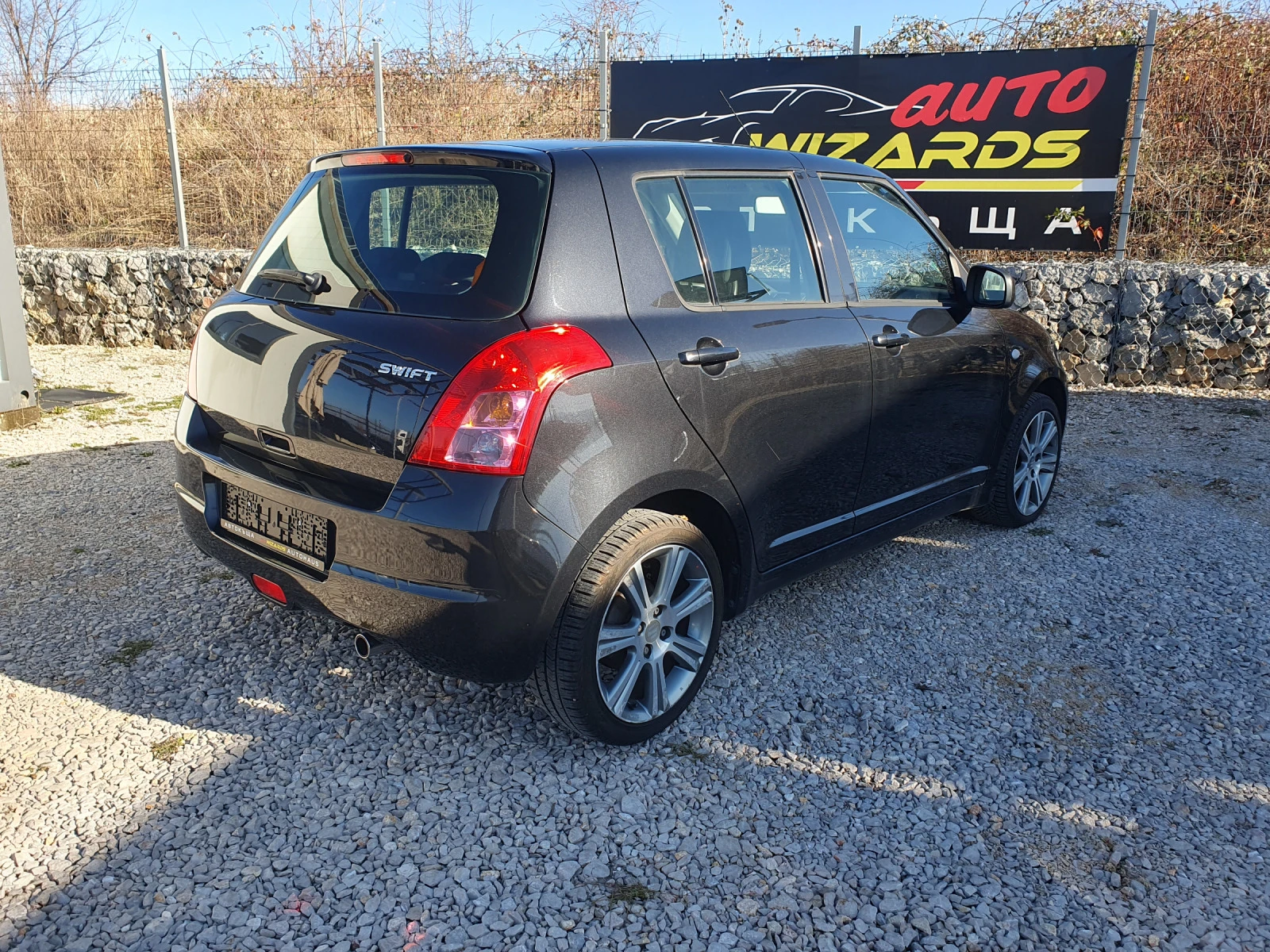 Suzuki Swift 1.3 92кс - изображение 3