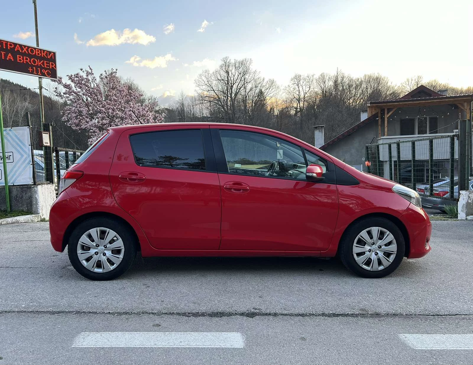 Toyota Yaris 1.33Газ/Бензин - изображение 6