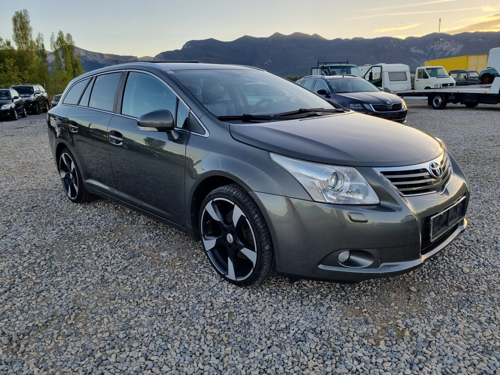 Toyota Avensis 2.2D-4D-150PS - изображение 3