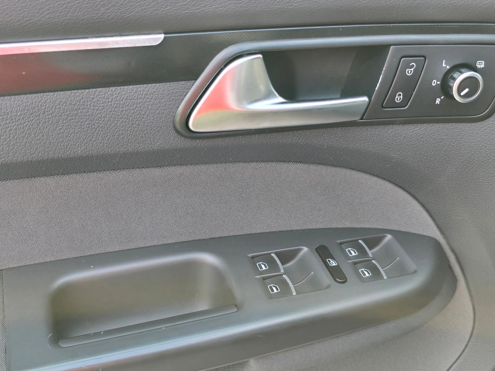 VW Touran 1.4 TSI EcoFuel Highline/Лизинг/Германия - изображение 6