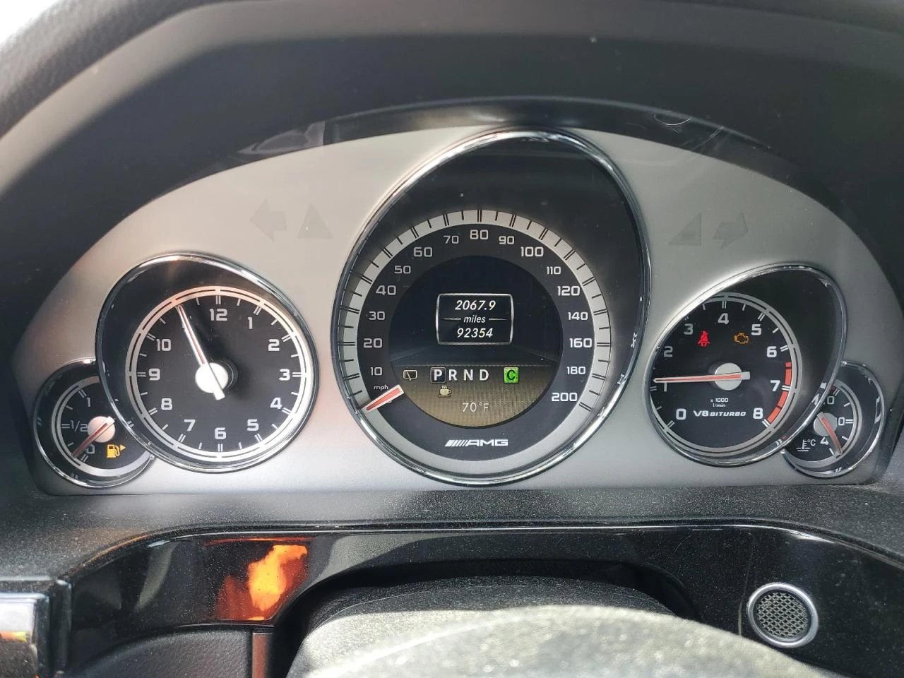 Mercedes-Benz E 63 AMG 2012 MERCEDES-BENZ E 63 AMG - изображение 9