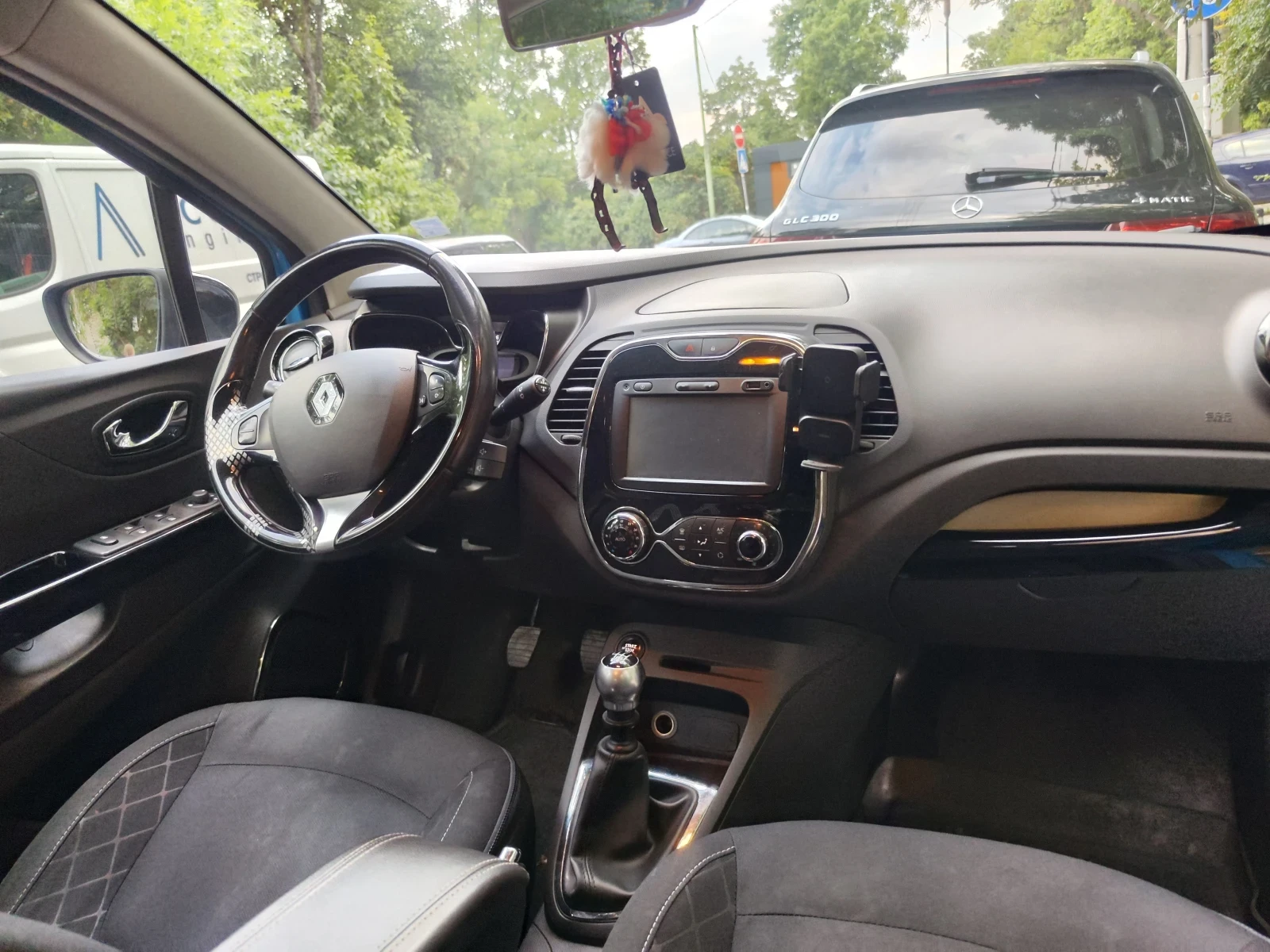 Renault Captur  - изображение 6