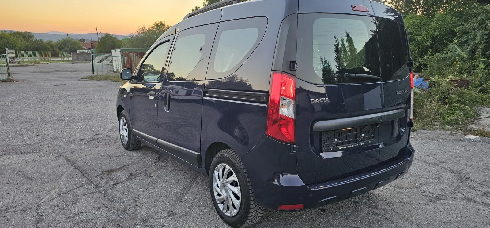 Dacia Dokker 1.2  Четири цилиндера Германия Лизинг  - изображение 4