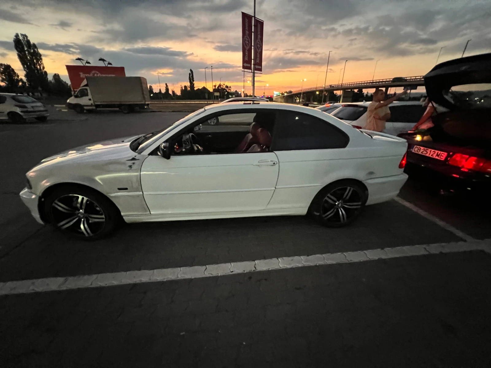 BMW 323  - изображение 4