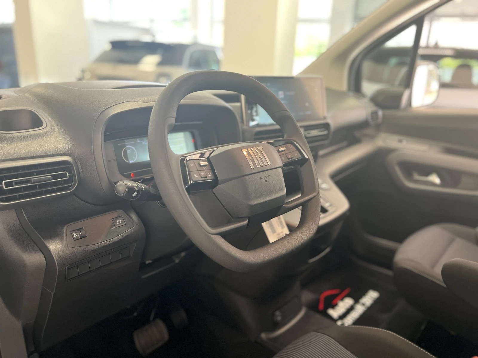Fiat Doblo Combi Standard N1 1.5 BlueHDI 130 S&S EAT8 - изображение 6