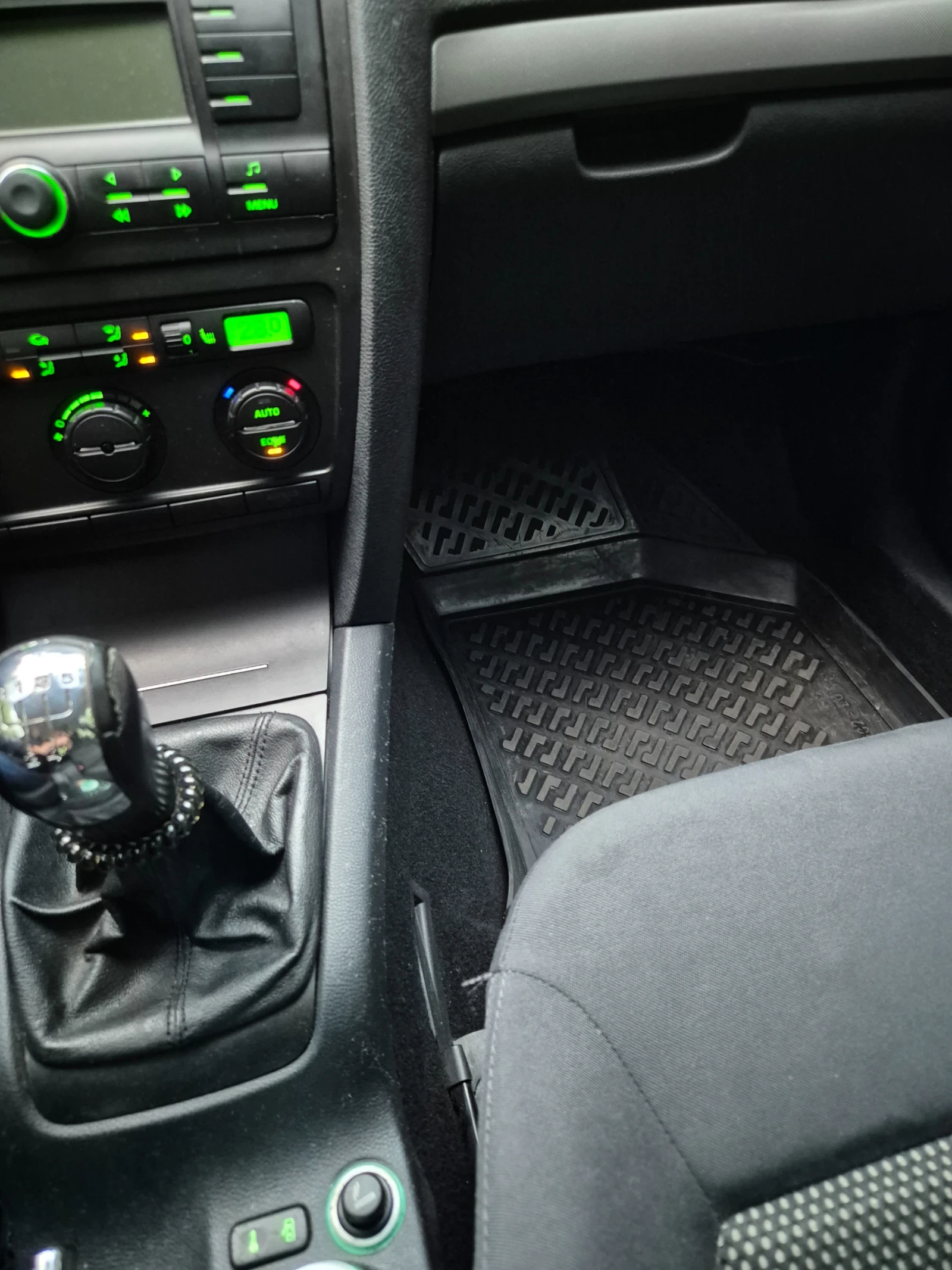 Skoda Octavia II - изображение 5