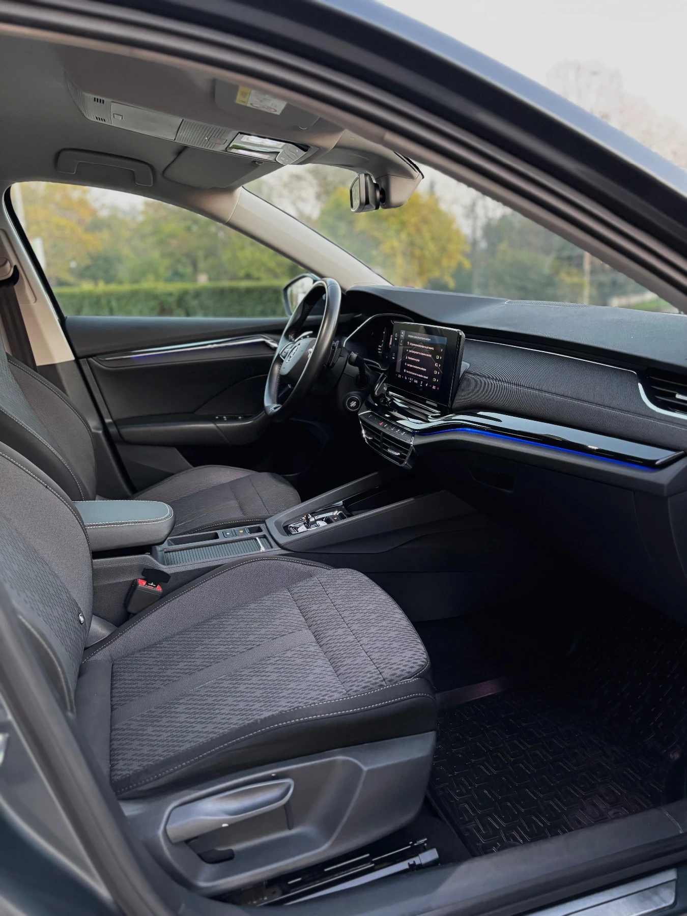 Skoda Octavia 2.0 TDI 150 7-DSG Digital Distronic CarPlay Camera | Mobile.bg   11