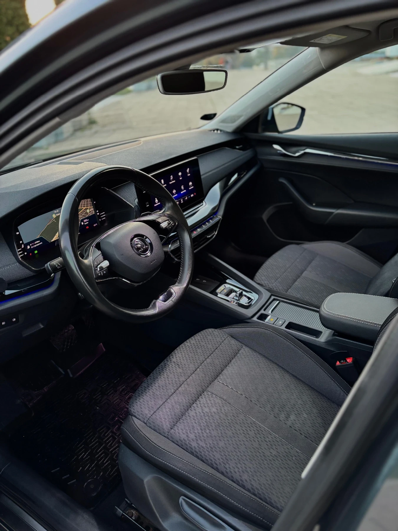 Skoda Octavia 2.0 TDI 150 7-DSG Digital Distronic CarPlay Camera | Mobile.bg   10