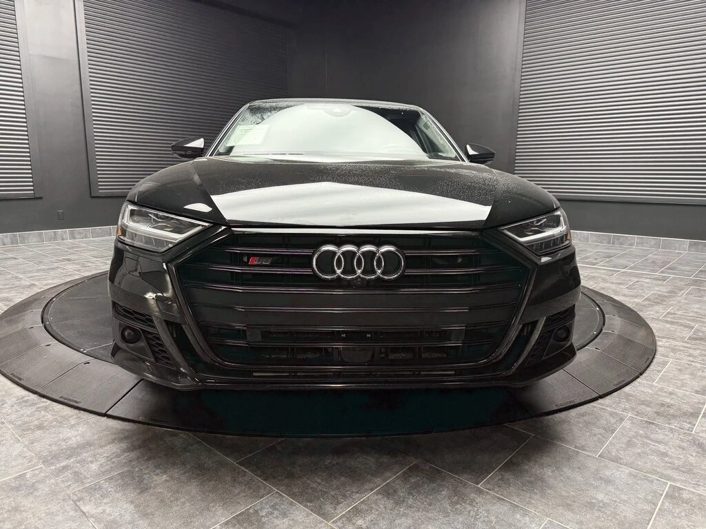 Audi S8 * LWB 4.0T QUATTRO 8SP TIPTRONIC * CARFAX * БЕЗ ПЪ - изображение 10