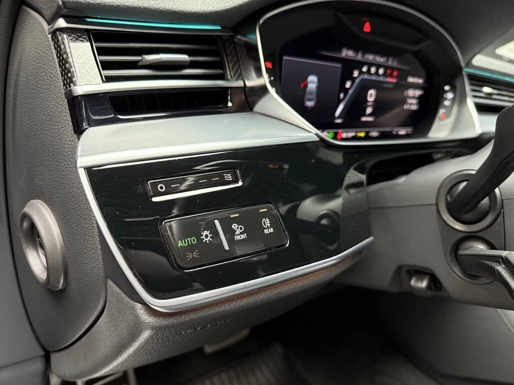 Audi S8 * LWB 4.0T QUATTRO 8SP TIPTRONIC * CARFAX * ��� �� | Mobile.bg � ����������� 17