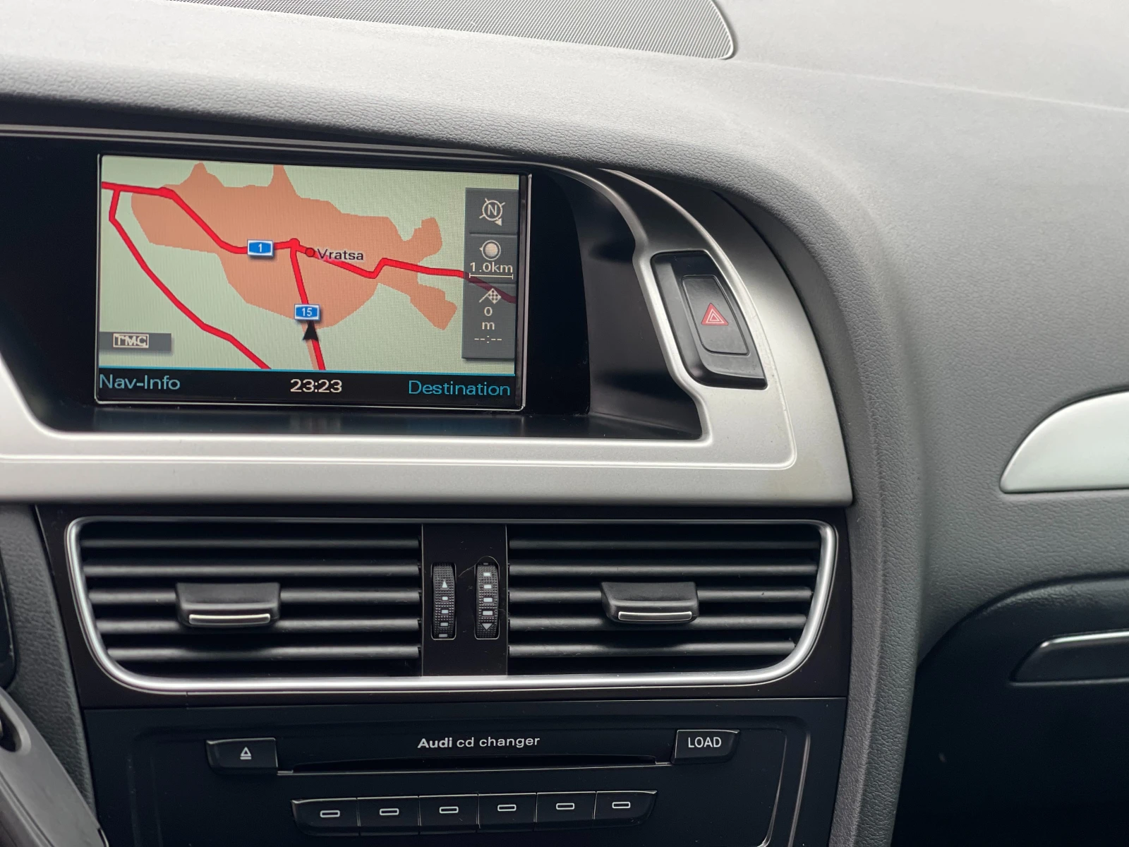 Audi A4 2.0TDi Ambition, снимка 15 - Автомобили и джипове - 53958399