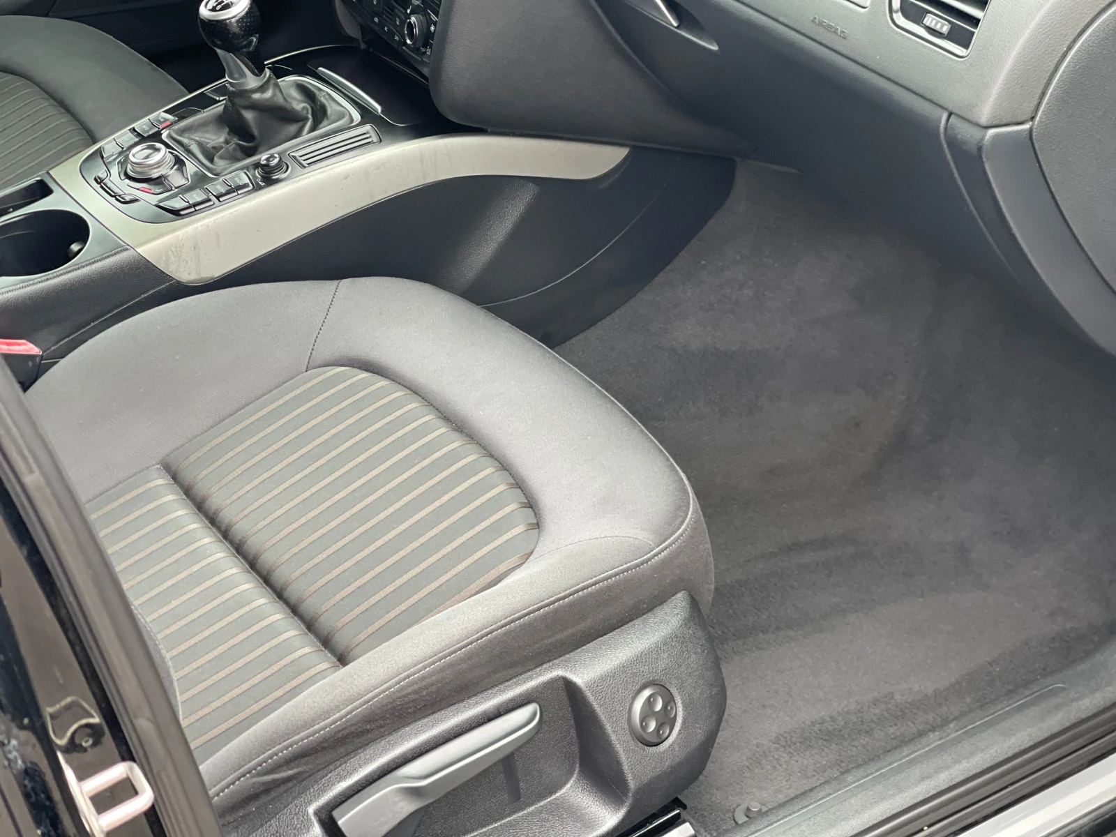 Audi A4 2.0TDi Ambition, снимка 12 - Автомобили и джипове - 53958399