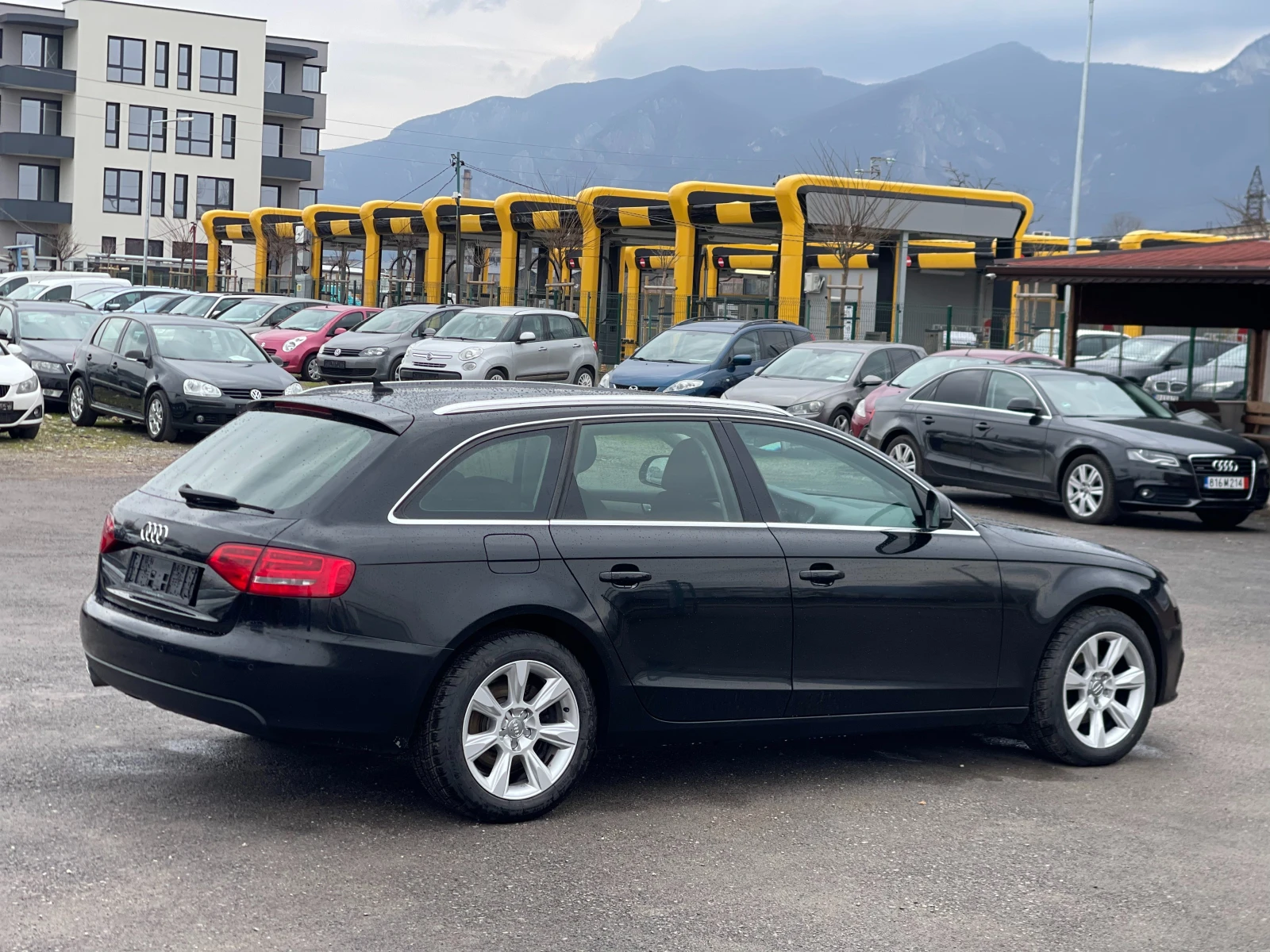 Audi A4 2.0TDi Ambition, снимка 6 - Автомобили и джипове - 53958399