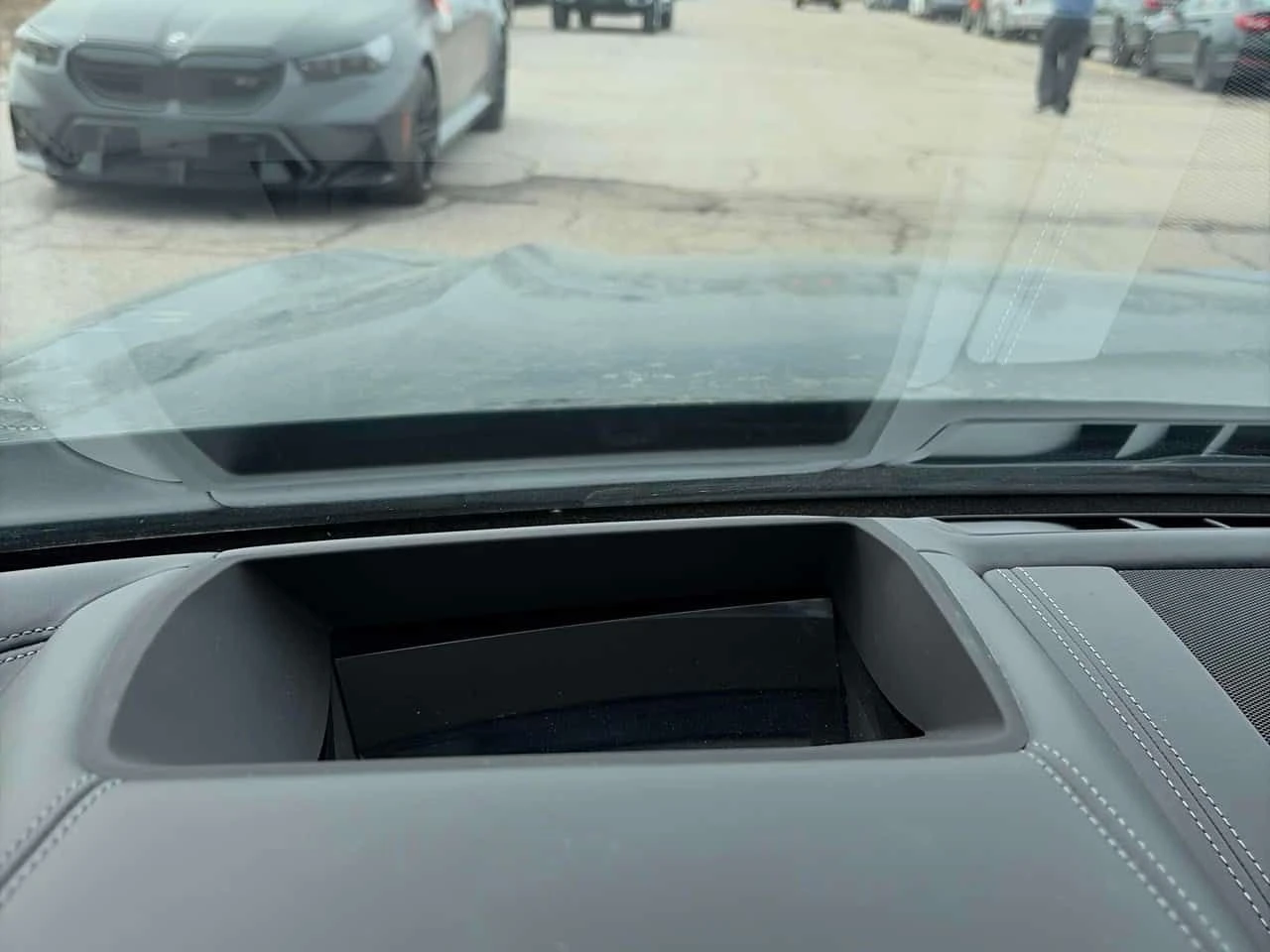 BMW M8 * GranCoupe* ДИСТРОНИК* HEAD UP* ОБДУХВАНЕ* 360КАМ, снимка 13 - Автомобили и джипове - 54034283