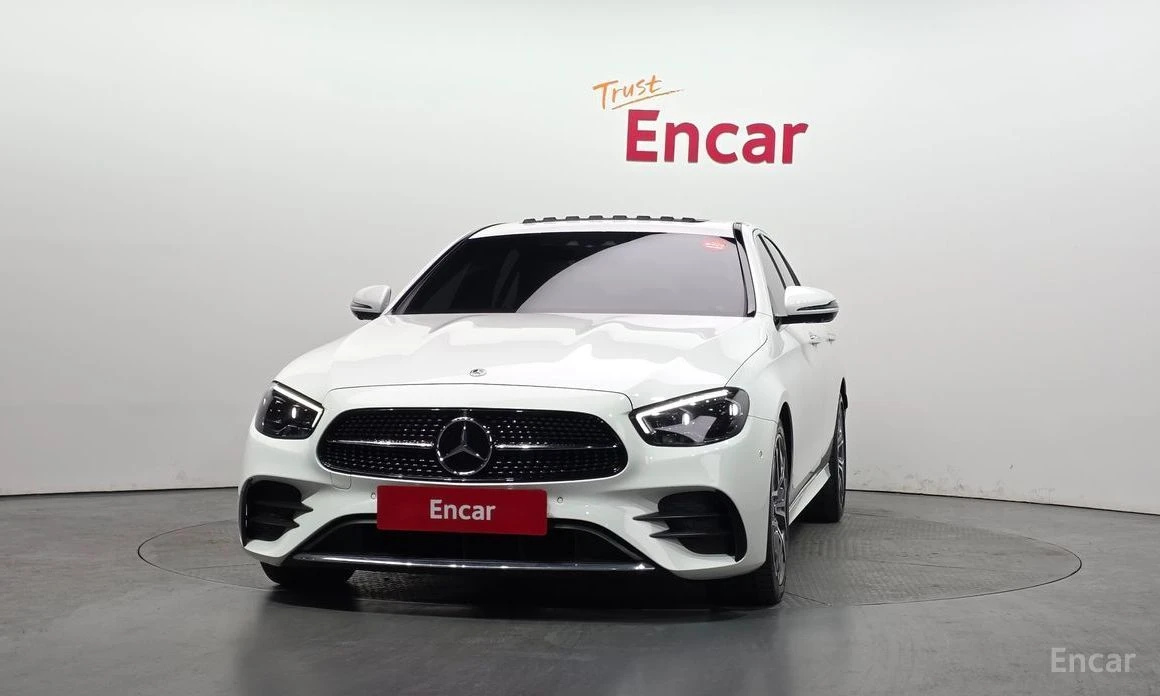 Mercedes-Benz E 220, снимка 3 - Автомобили и джипове - 54077474