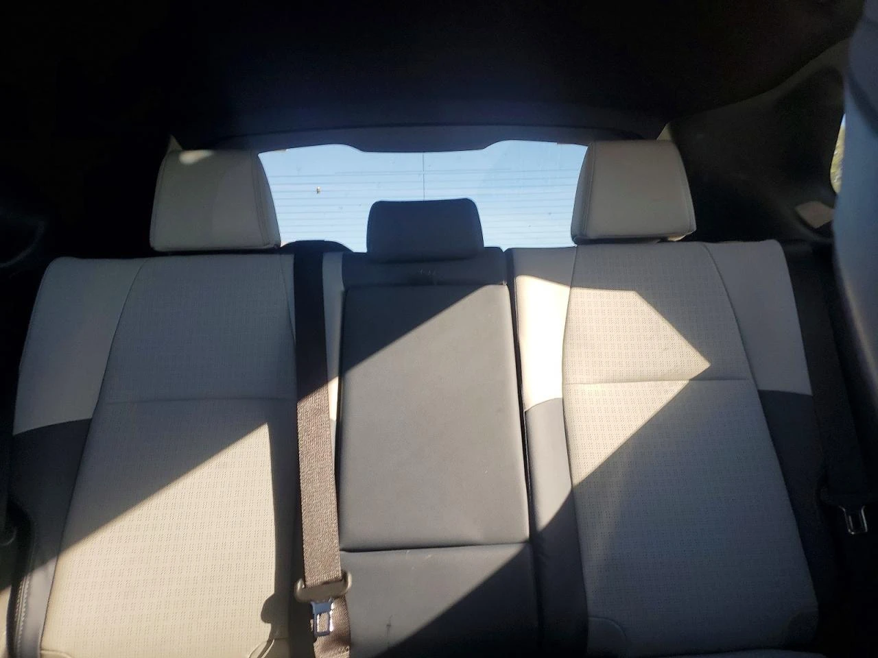 Subaru Solterra Limited AWD, снимка 10 - Автомобили и джипове - 54152951