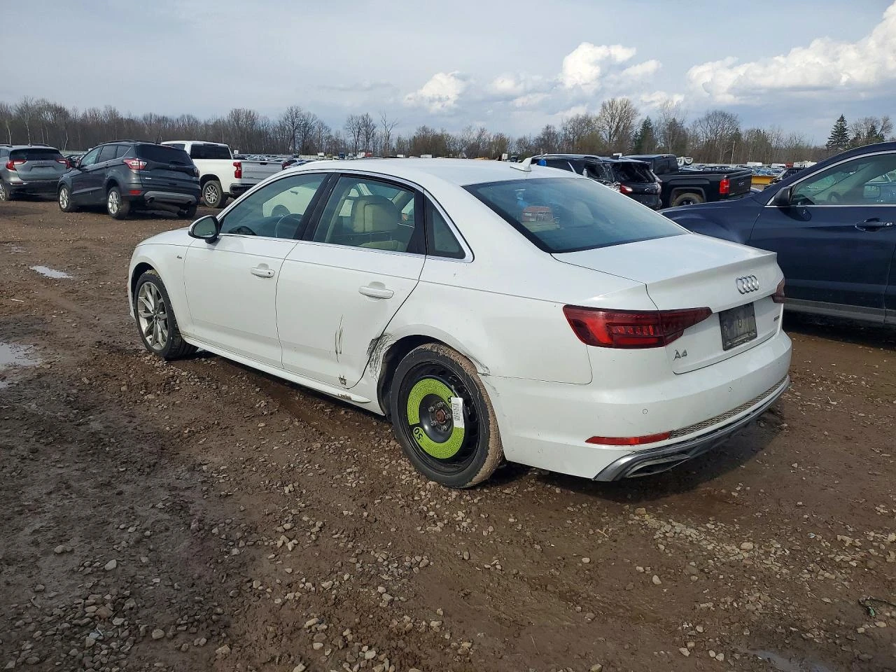 Audi A4 2.0l Premium Plus, снимка 2 - Автомобили и джипове - 54417325