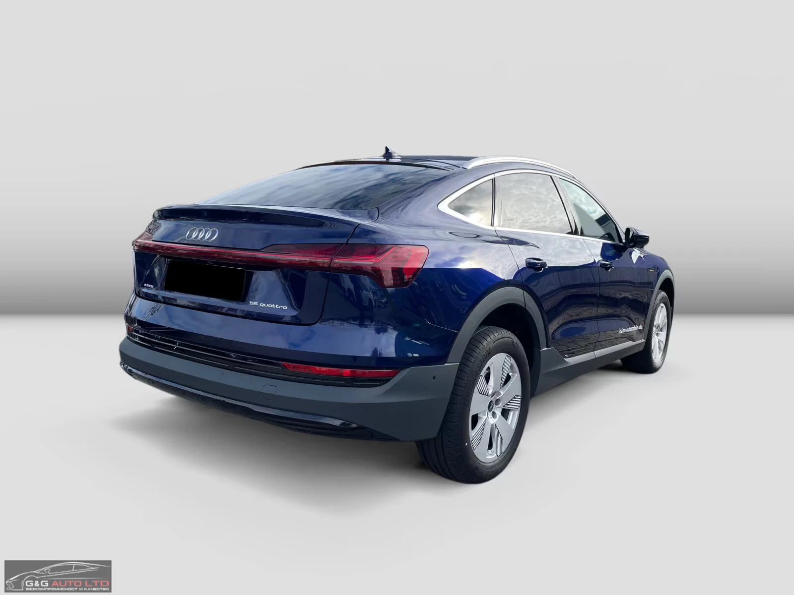 Audi E-Tron 55/SPORTBACK/408HP/S-LINE/QUATTRO/PANO/B&O/271q, снимка 3 - Автомобили и джипове - 54454996