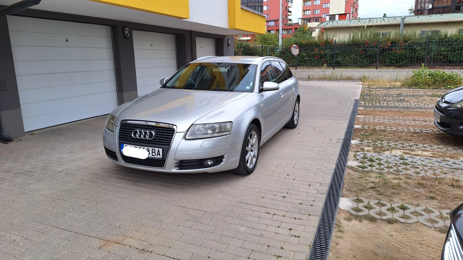 Audi A6 2.7 TDI Quattro, снимка 10 - Автомобили и джипове - 54605800