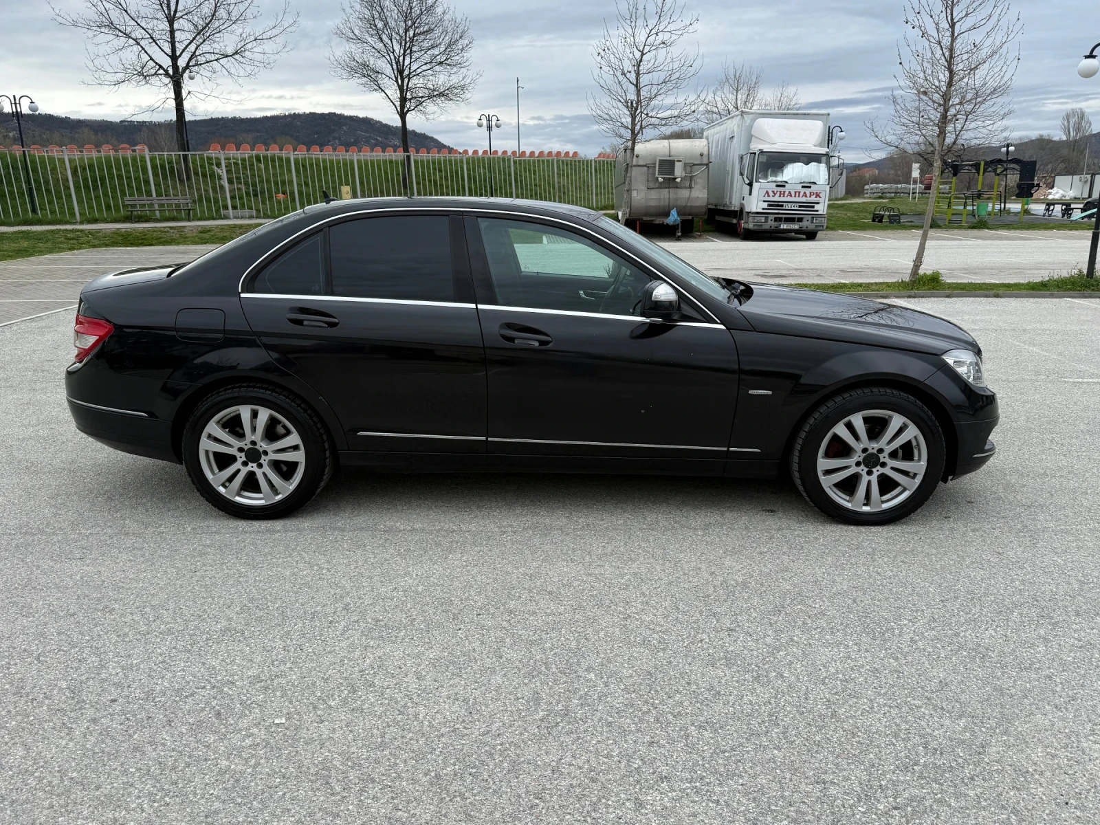 Mercedes-Benz C 220 Avantgarde* 646 Мотор* ГОТОВ ЛИЗИНГ, снимка 3 - Автомобили и джипове - 55023876