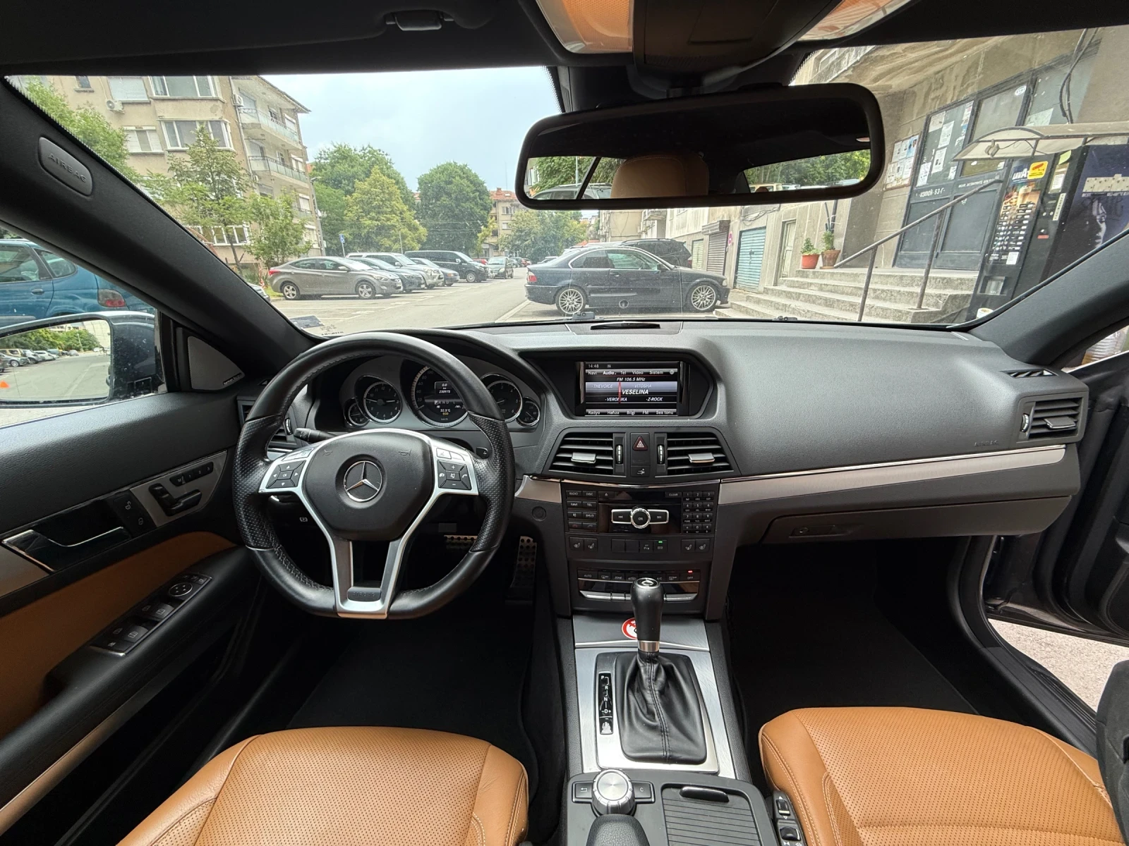 Mercedes-Benz E 350 Coupe AMG, снимка 13 - Автомобили и джипове - 55069537