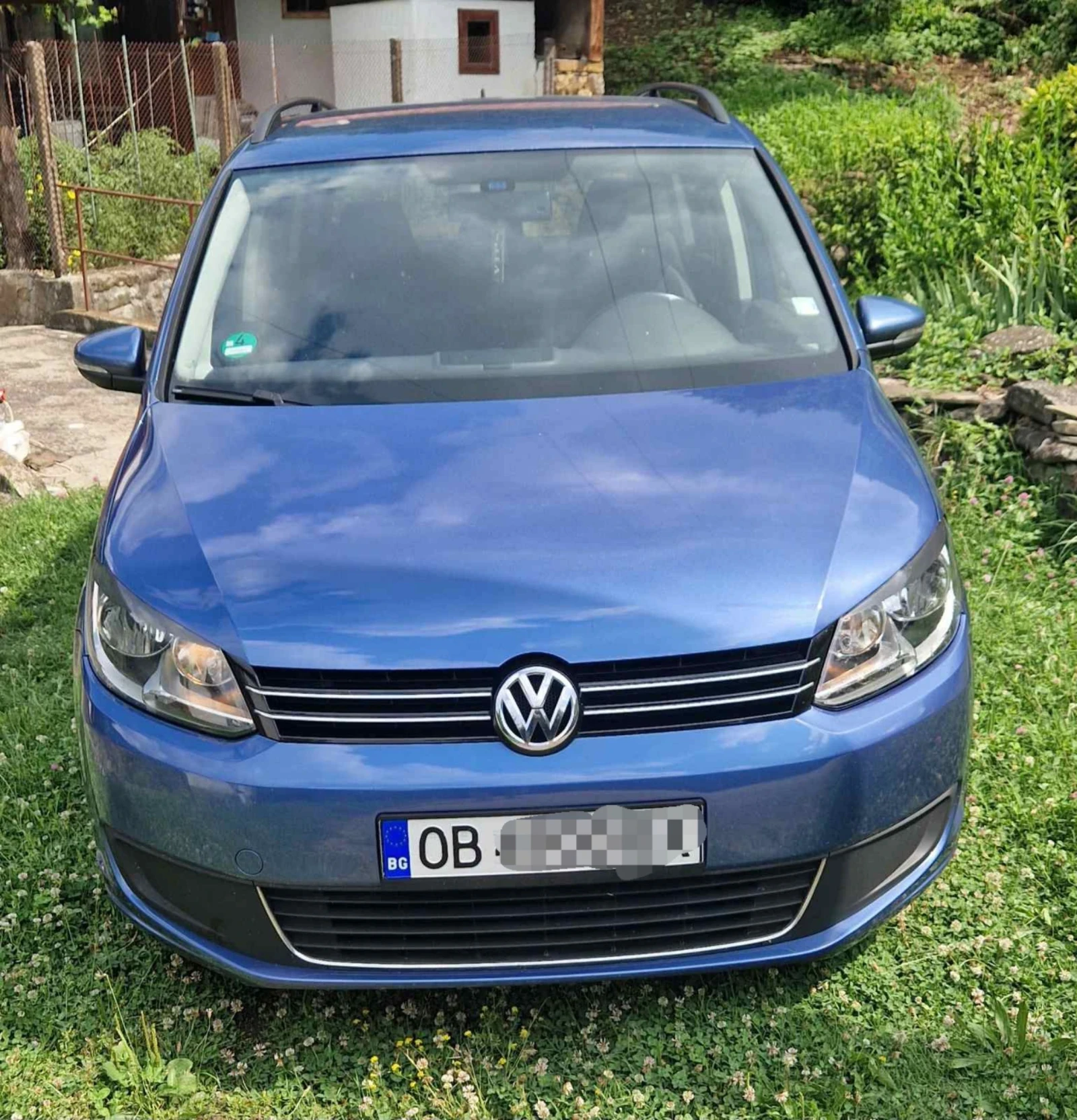 VW Touran, снимка 2 - Автомобили и джипове - 55175935