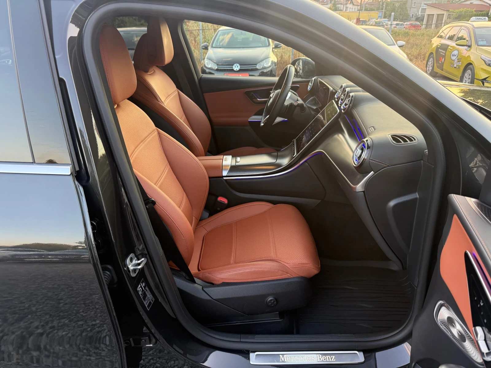 Mercedes-Benz GLC 200  (204 кс) Mild Hybrid 4MATIC 56000km. Гаранция, снимка 11 - Автомобили и джипове - 55619492