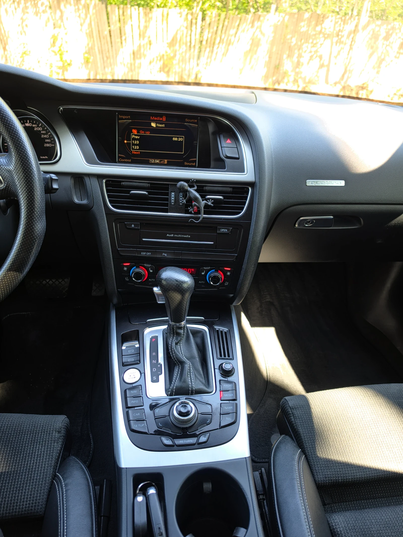Audi A5 3.0 TDI S-line/Quattro/B&O/Switzerland, снимка 15 - Автомобили и джипове - 55932764