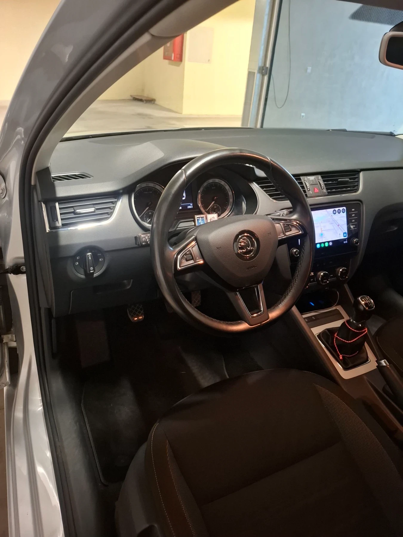 Skoda Octavia, снимка 11 - Автомобили и джипове - 56138401