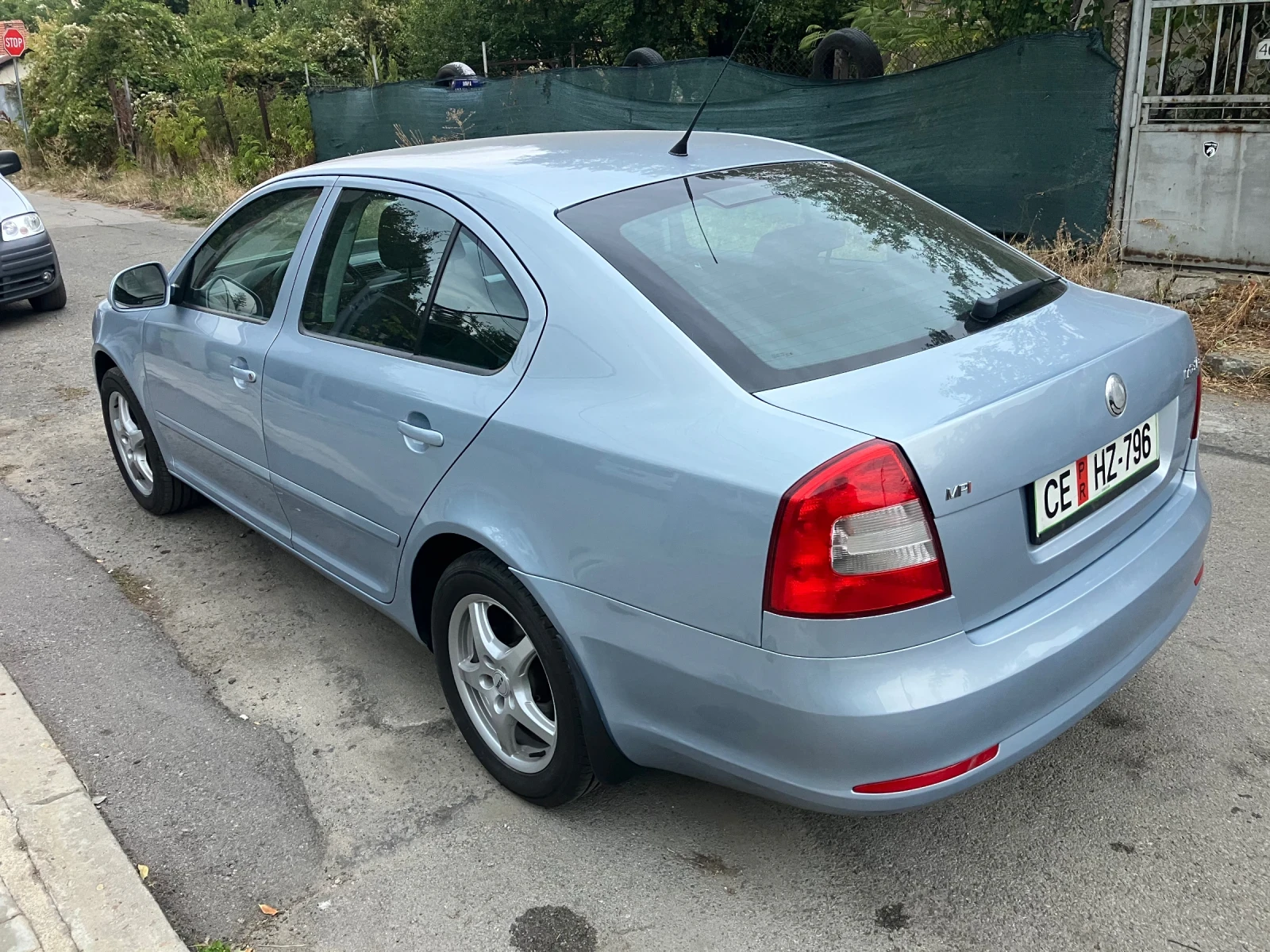 Skoda Octavia 1.6MPi/Отлична, снимка 4 - Автомобили и джипове - 56230412