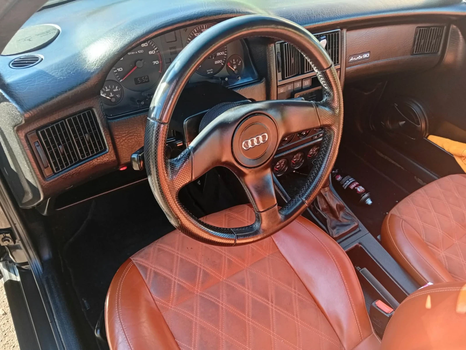 Audi 90, снимка 6 - Автомобили и джипове - 56571157