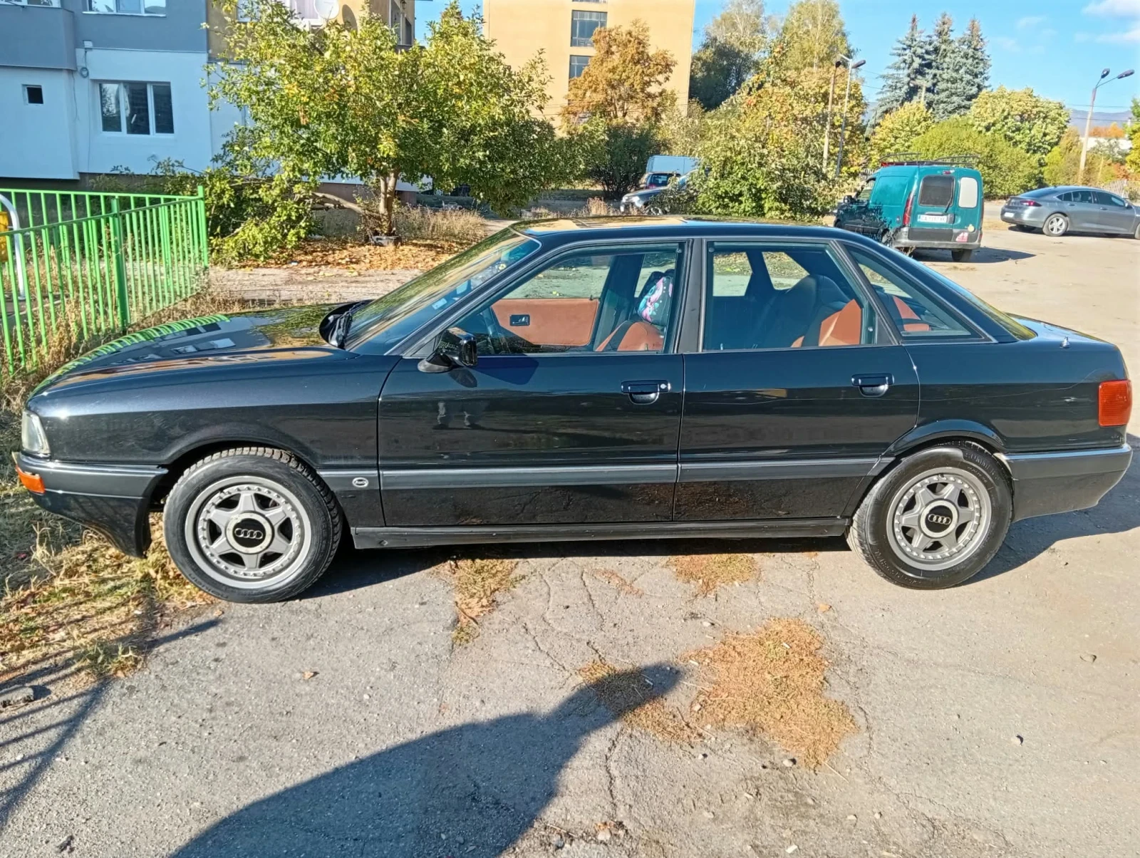 Audi 90, снимка 2 - Автомобили и джипове - 56571157