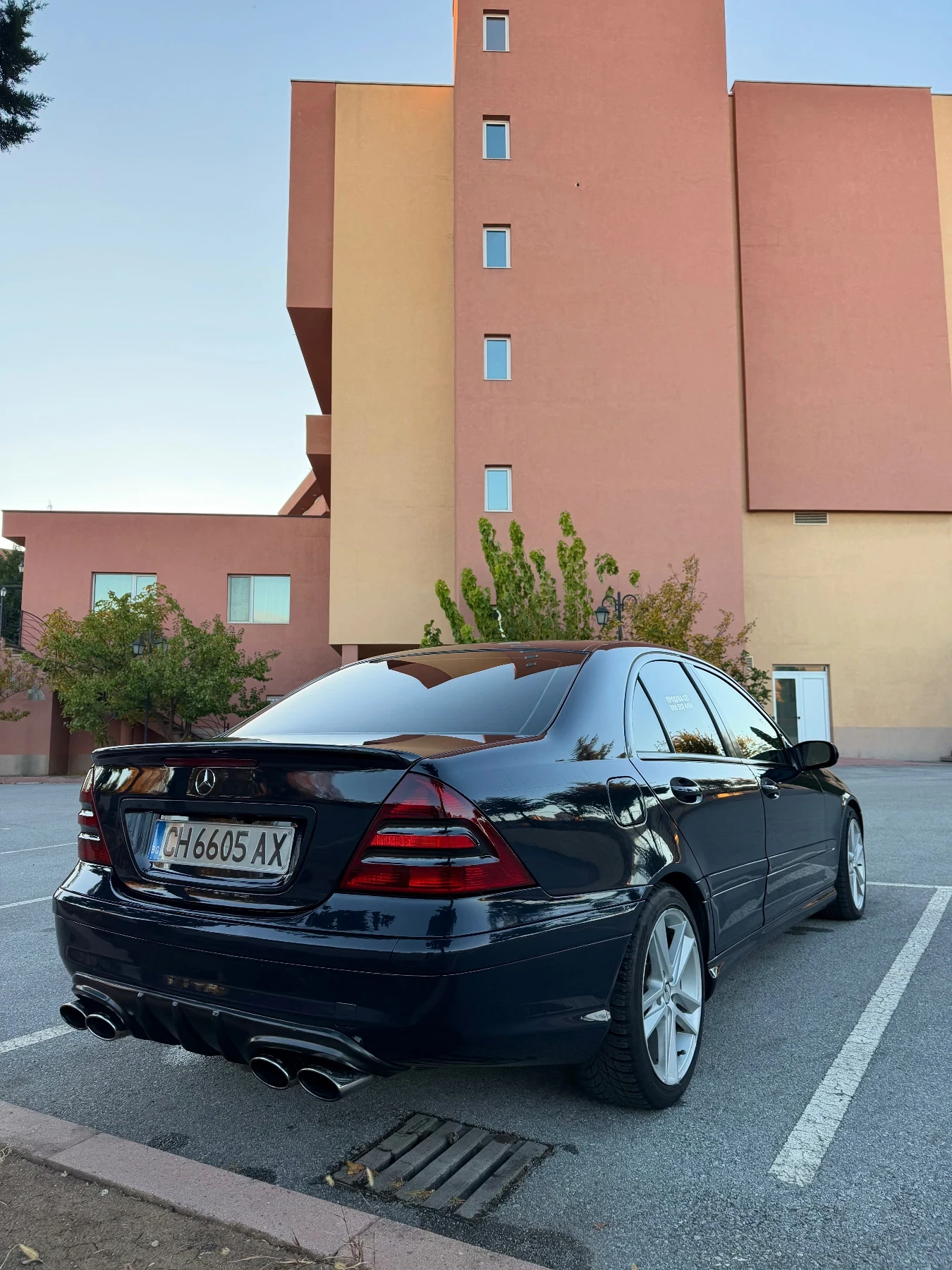 Mercedes-Benz C 220, снимка 6 - Автомобили и джипове - 56629945