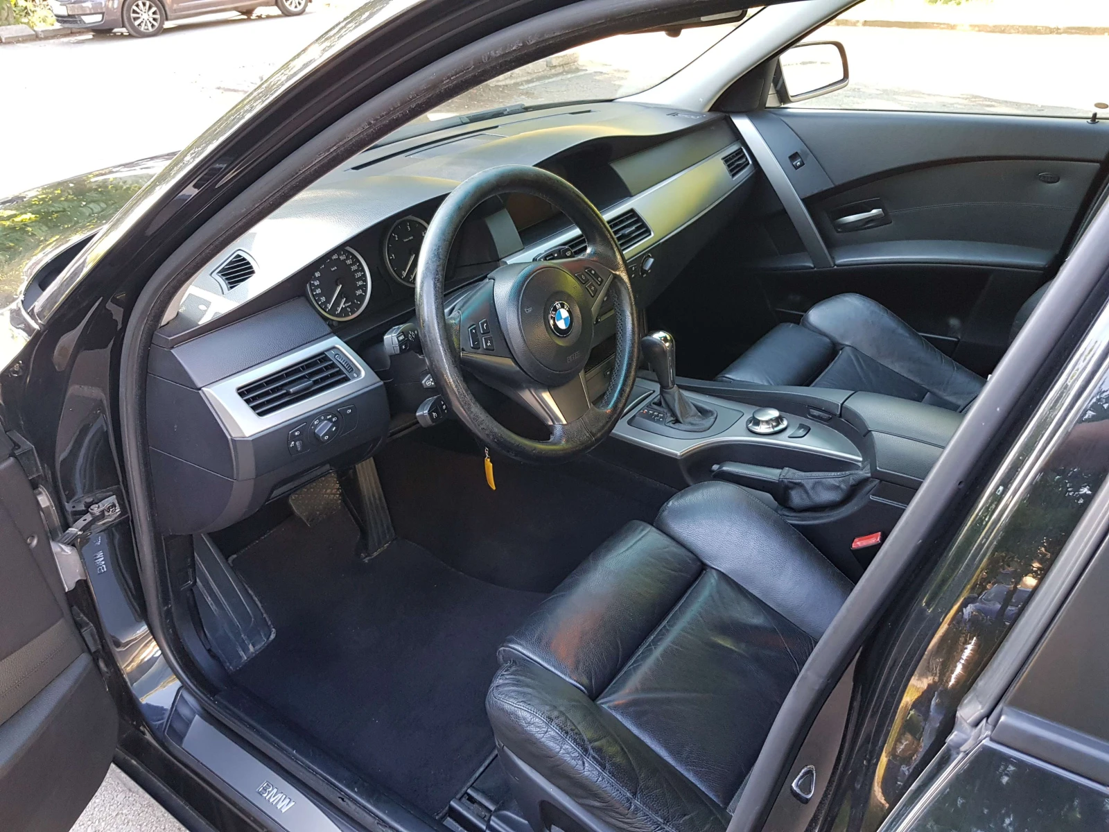 BMW 530, снимка 6 - Автомобили и джипове - 56684353