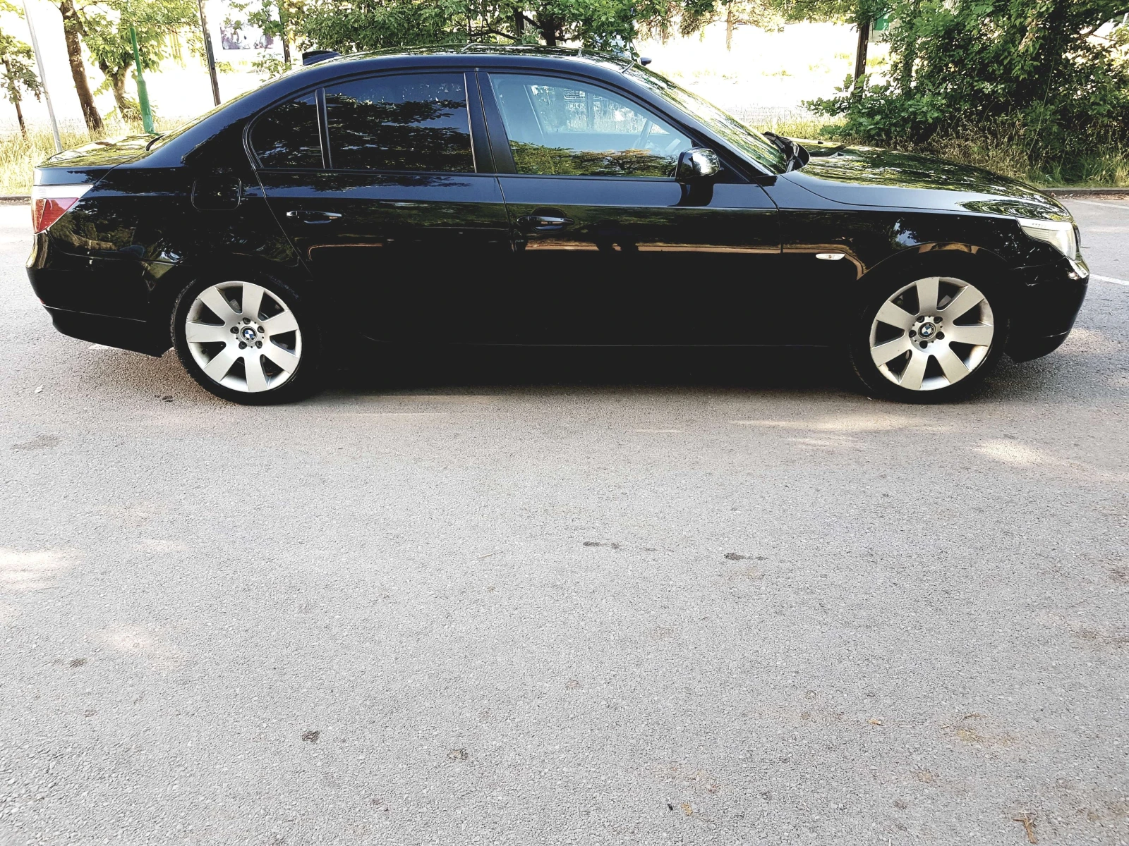BMW 530, снимка 3 - Автомобили и джипове - 56684353