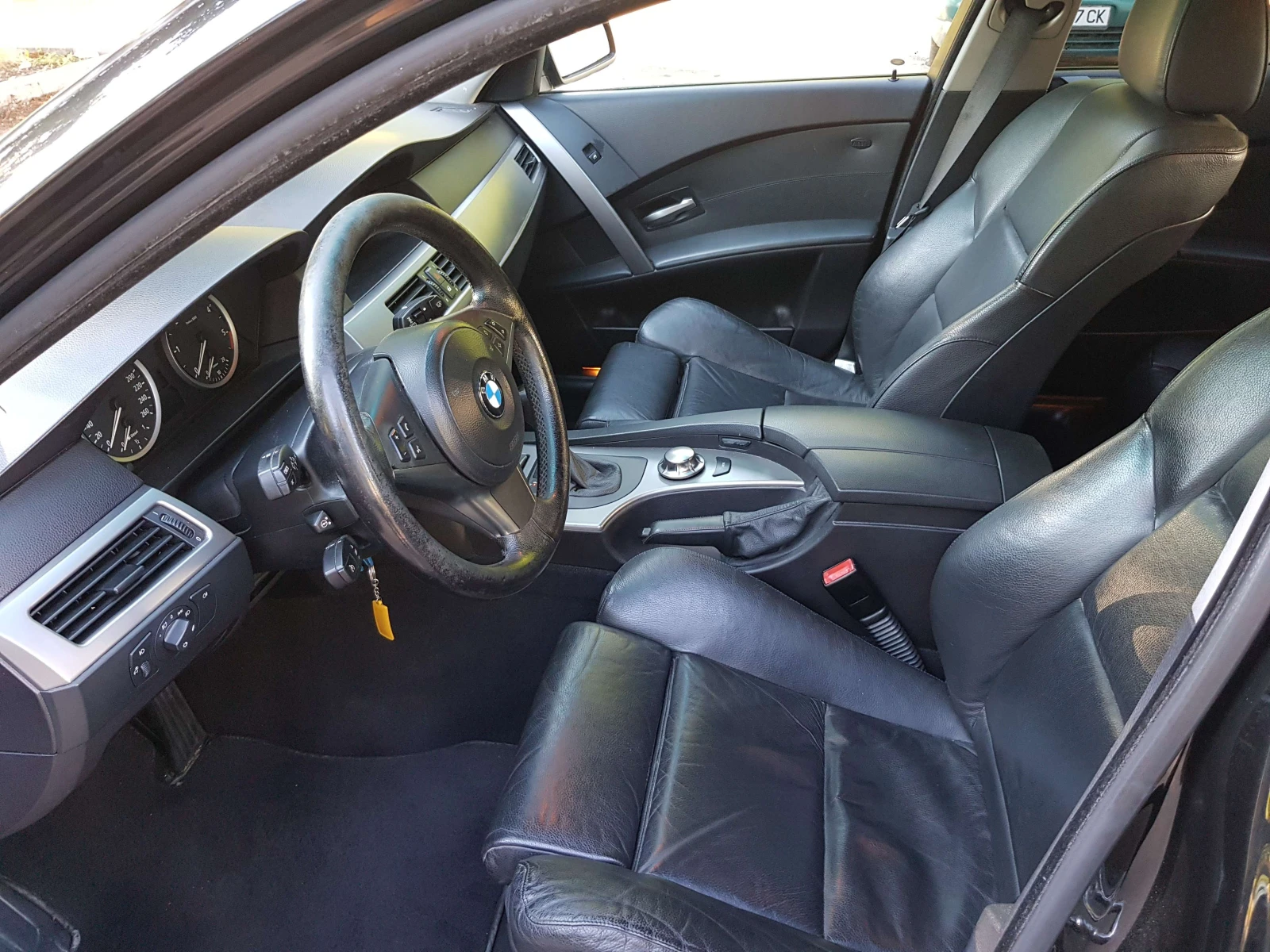 BMW 530, снимка 7 - Автомобили и джипове - 56684353