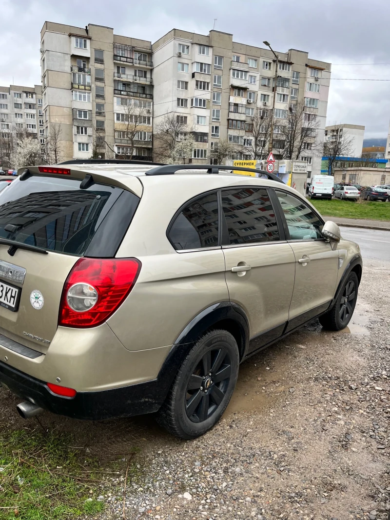 Chevrolet Captiva, снимка 4 - Автомобили и джипове - 47823570