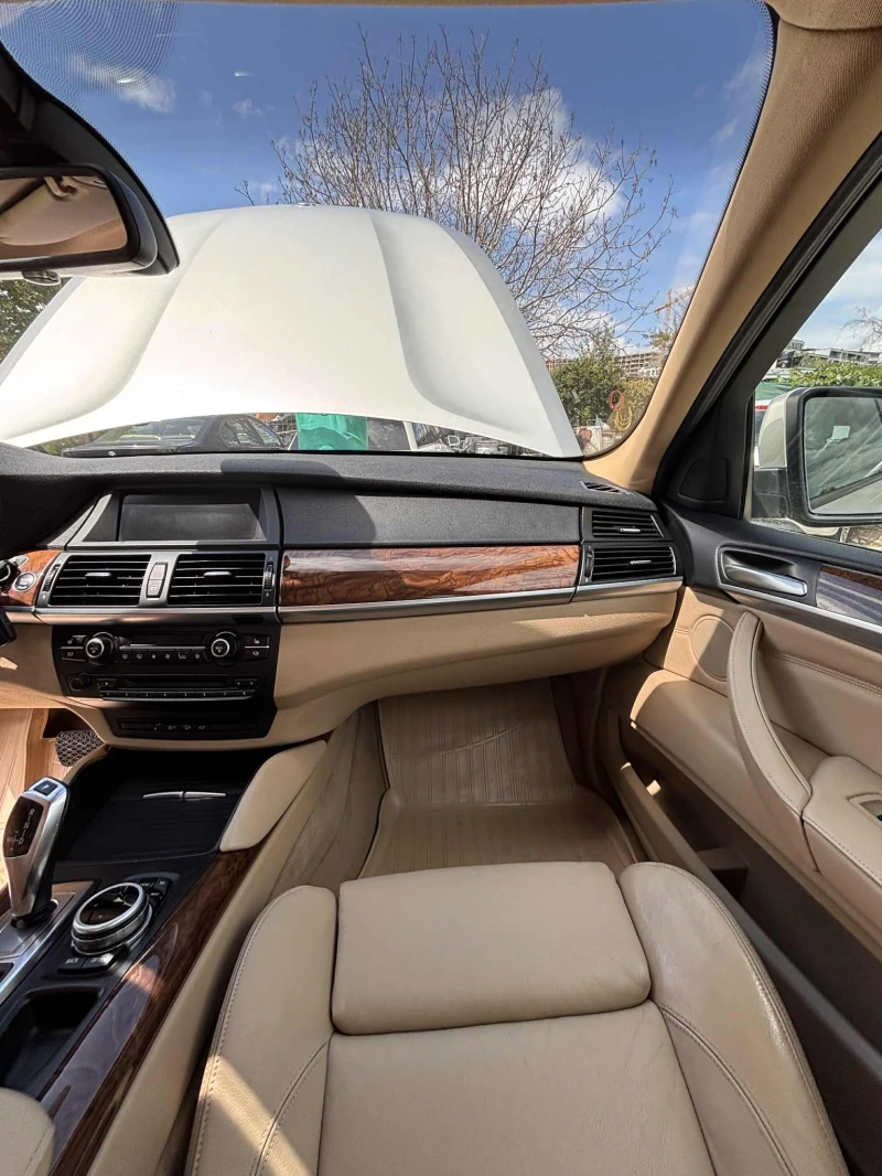 BMW X6 4.0D/313кс/Швейцария, снимка 13 - Автомобили и джипове - 51465014