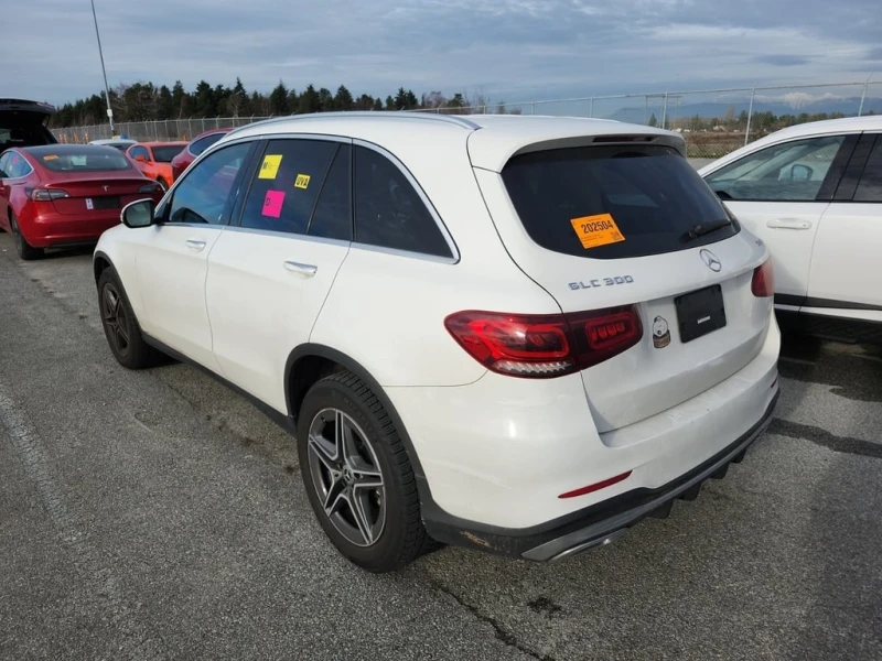 Mercedes-Benz GLC * 300 * CARFAX * БЕЗ ПЪРВОНАЧАЛНА ВНОСКА, снимка 4 - Автомобили и джипове - 52968613