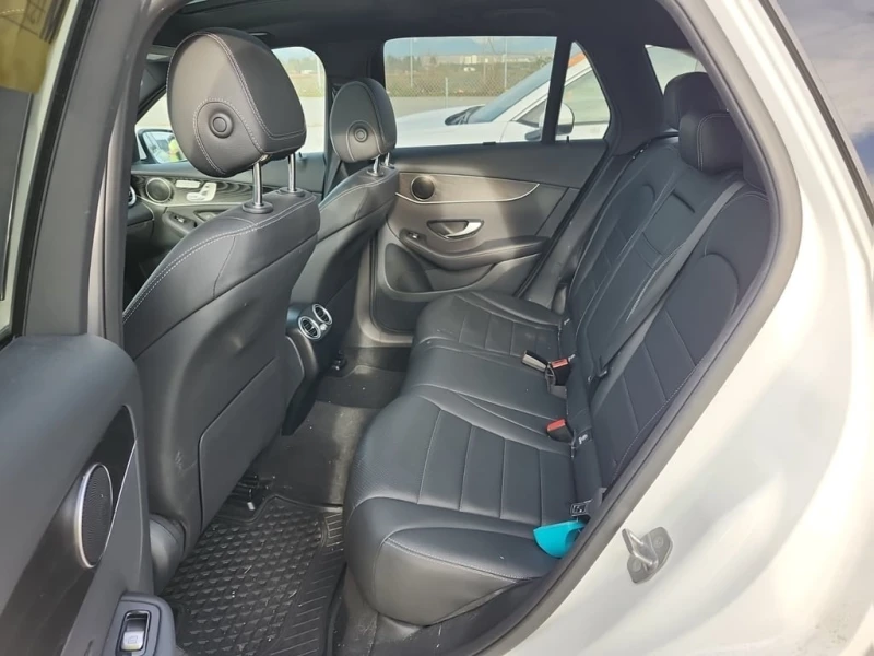 Mercedes-Benz GLC * 300 * CARFAX * БЕЗ ПЪРВОНАЧАЛНА ВНОСКА, снимка 13 - Автомобили и джипове - 52968613
