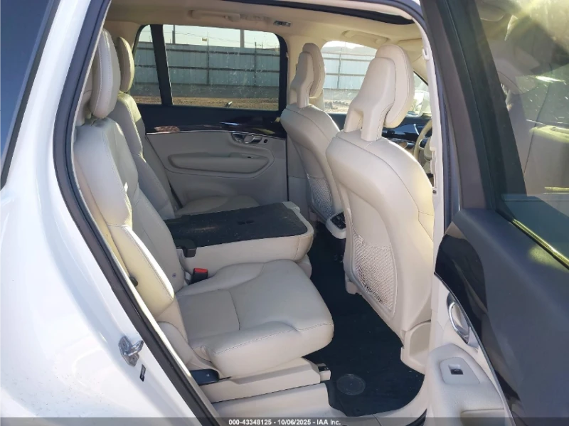 Volvo Xc90 T6* DIGITAL* ПОДГРЕВ* 360* М.ТОЧКА., снимка 10 - Автомобили и джипове - 52976603